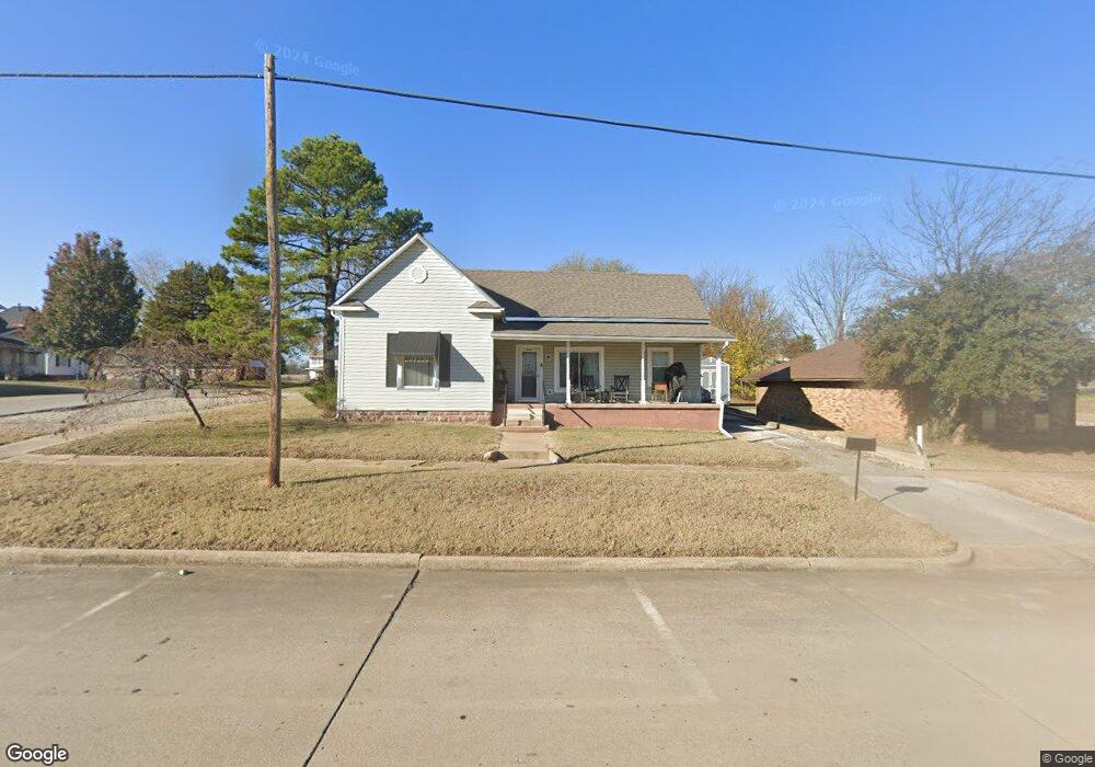 225 S 5th St, Henryetta, OK 74437 - photo 1