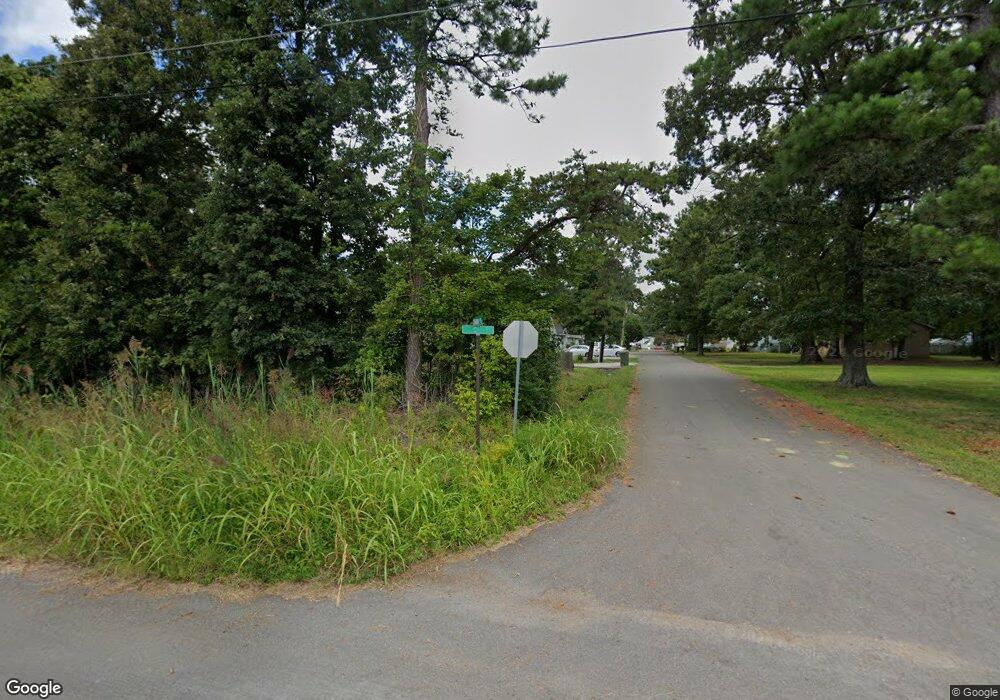 188 Fort St, West Point, VA 23181 - photo 1