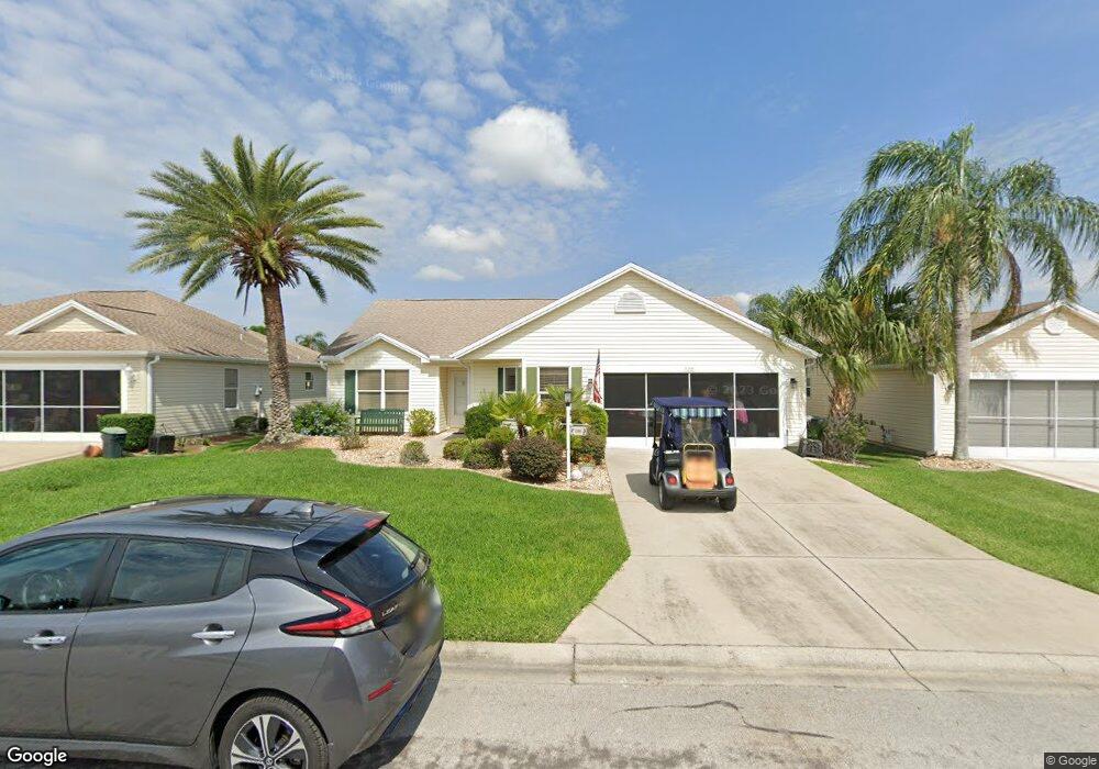 1316 Landeros Ln, Lady Lake, FL 32159 - photo 1