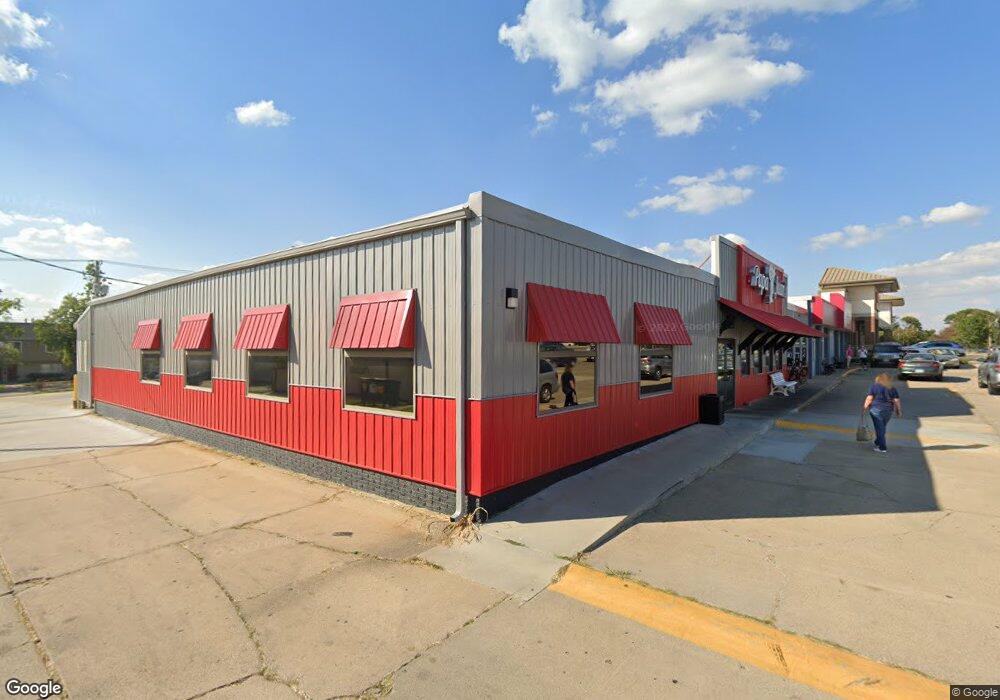 5505 Center Point Rd NE, Cedar Rapids, IA 52402 - photo 1