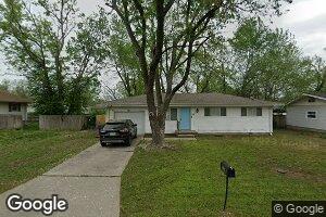1916 Southwood Ln, Carthage, MO 64836