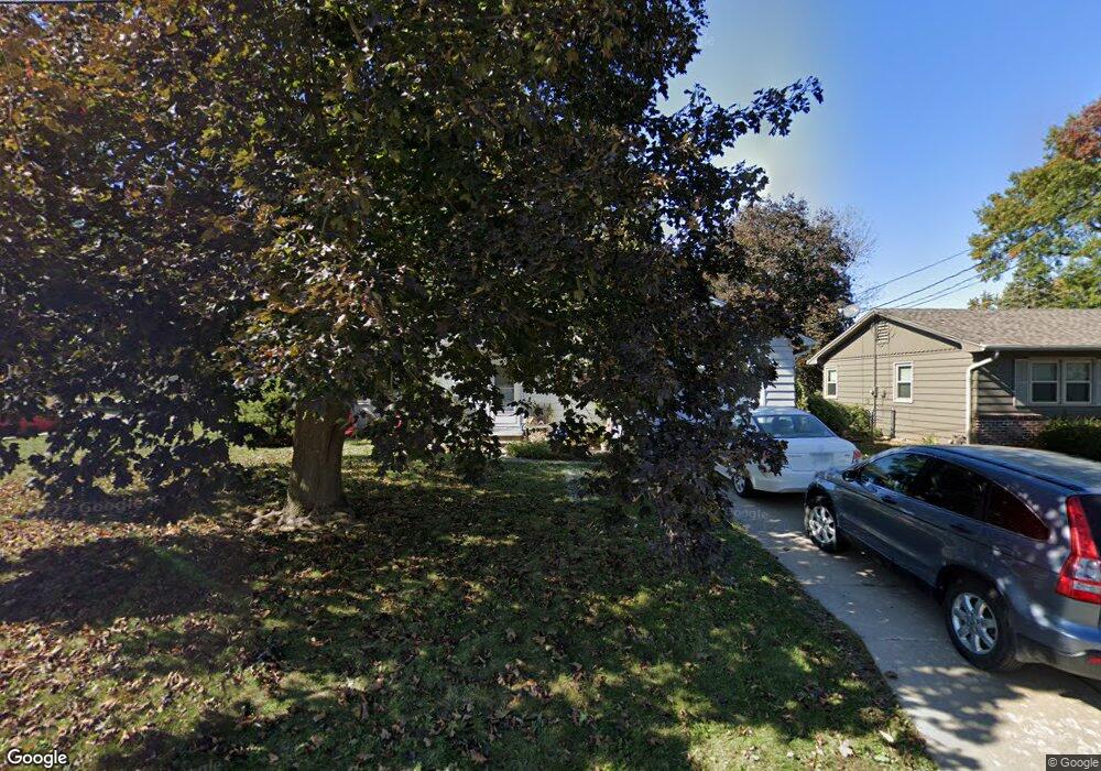 1007 E 15th St S, Newton, IA 50208 - photo 1