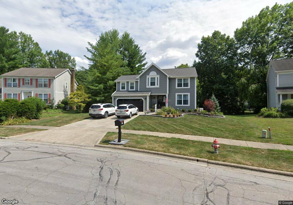 624 Ridenour Rd, Columbus, OH 43230 - photo 1