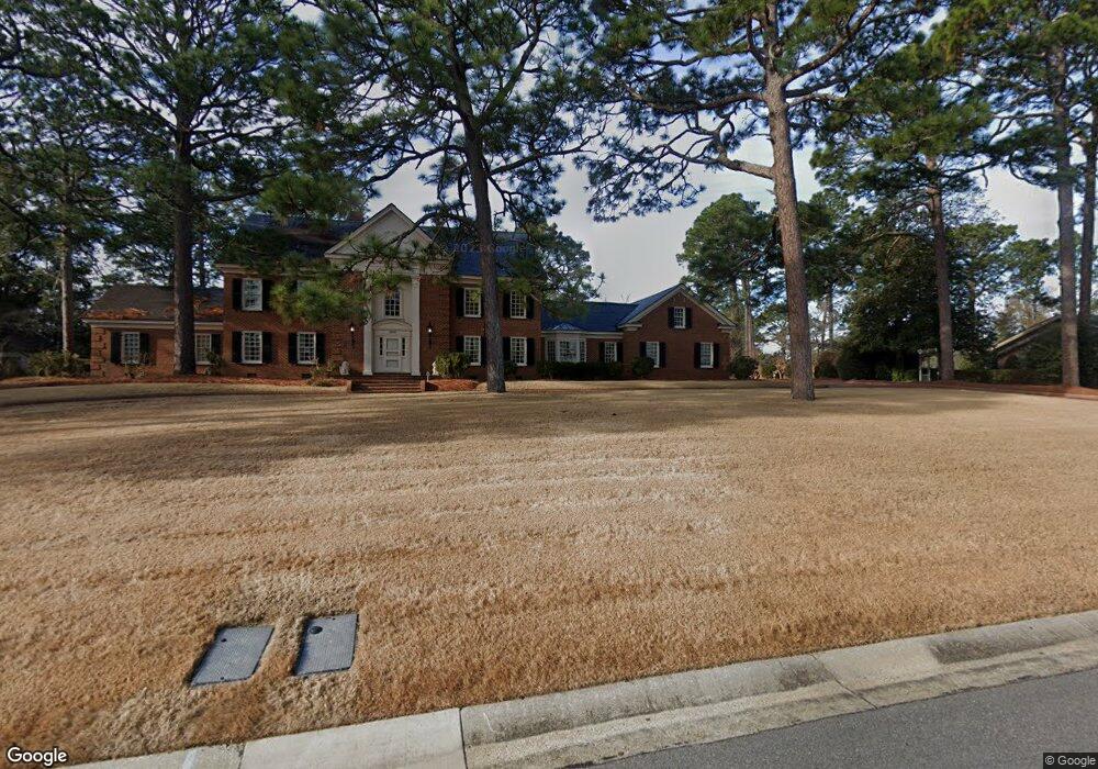 1126 Longleaf Dr, Fayetteville, NC 28305 - photo 1