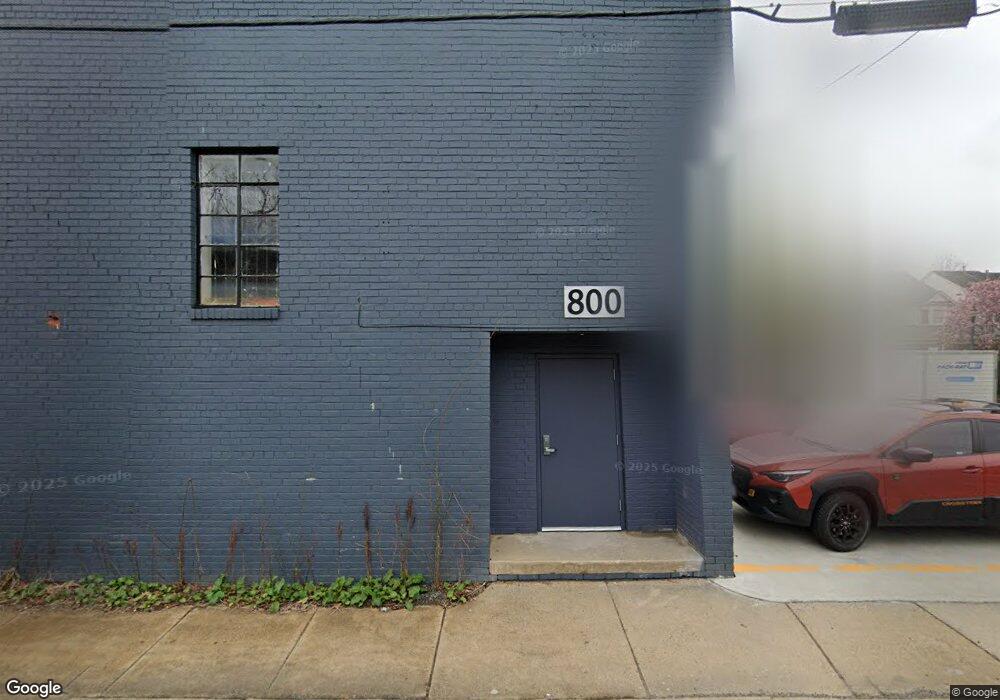 820 Slaters Ln, Alexandria, VA 22314 - photo 1