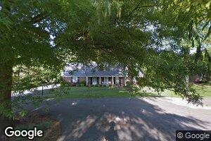 104 S Henderson Dr, Fulton, KY 42041