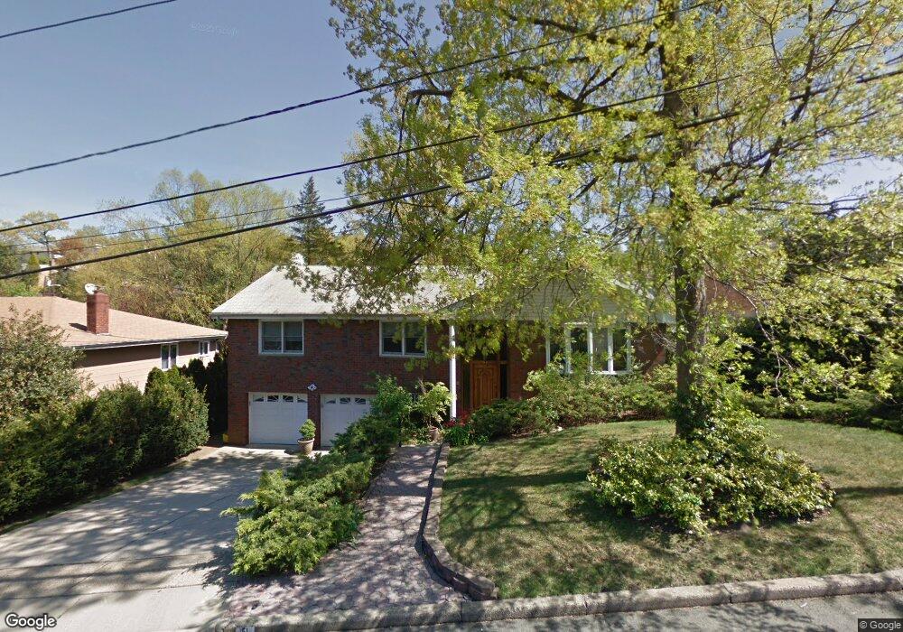 51 Elm St, Englewood Cliffs, NJ 07632 - photo 1