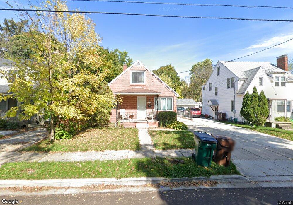 1032 Poxson Ave, Lansing, MI 48910 - photo 1