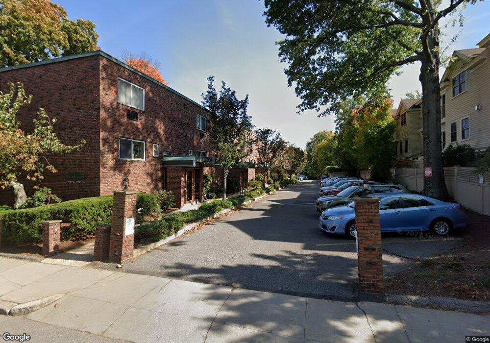 55A Saint Paul St unit 12, Brookline, MA 02446 - photo 1