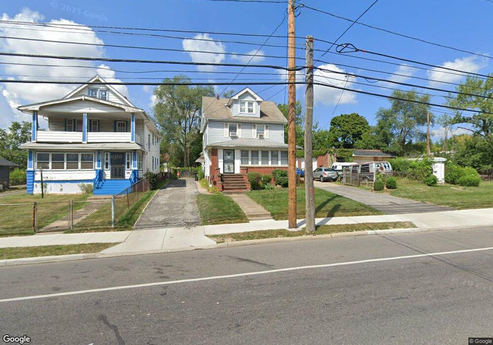 3954 E 131st St, Cleveland, OH 44105 - photo 1