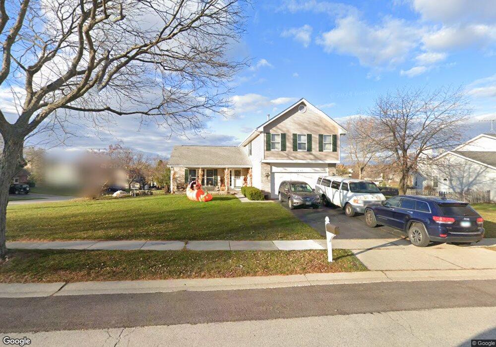 1242 Victoria Ct, Algonquin, IL 60102 - photo 1