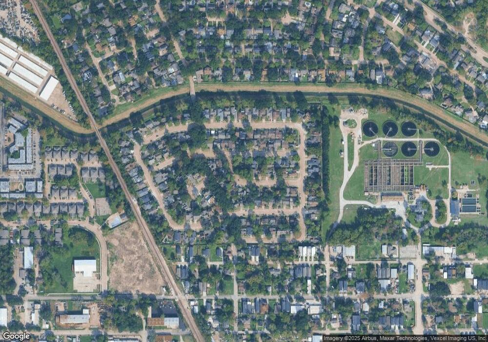 5026 Spruce Forest Dr, Houston, TX 77091 - photo 1