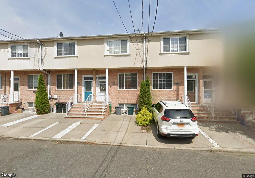 19 Knight Loop, Staten Island, NY 10306 - photo 1