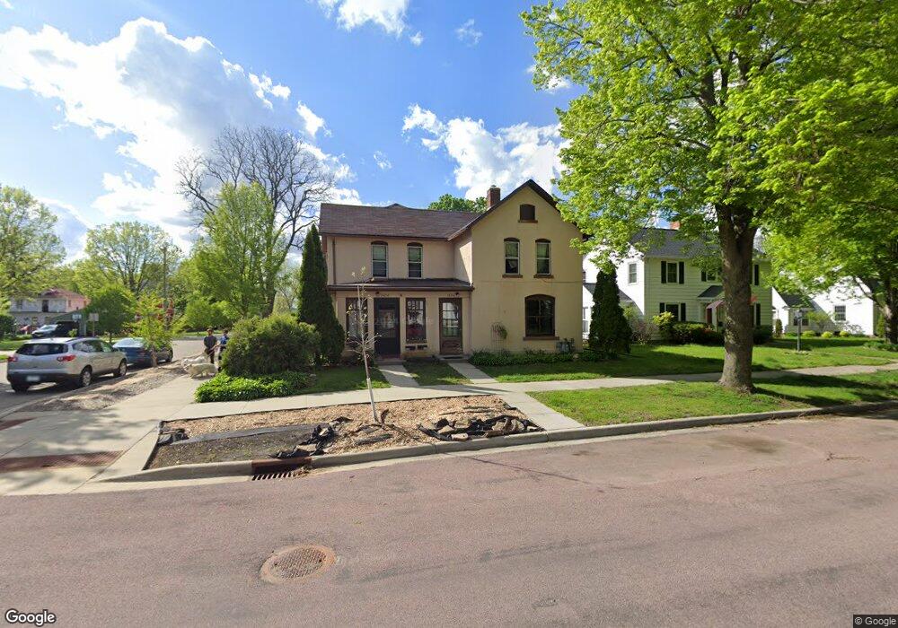 1604 N 4th St, Mankato, MN 56001 - photo 1