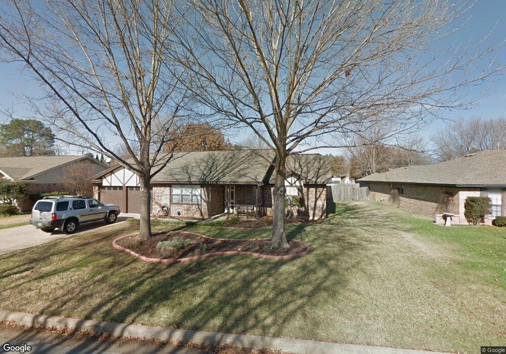 340 Mountainview Dr, Hurst, TX 76054 - photo 1