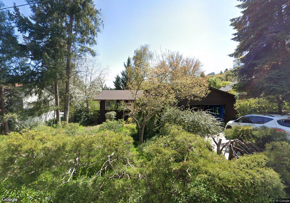 351 NW Pleasant View Dr, Grants Pass, OR 97526 - photo 1