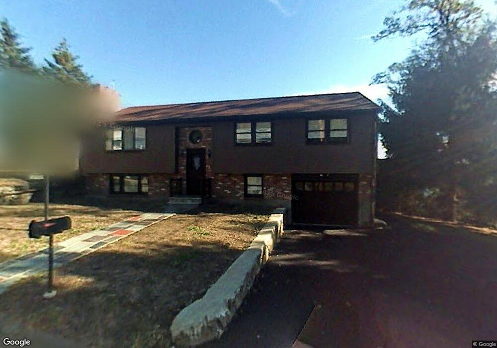 49 Phillips Cir, Waltham, MA 02452 - photo 1