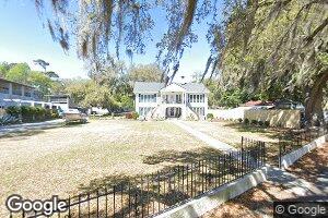 57 W Bluff Dr, Savannah, GA 31406