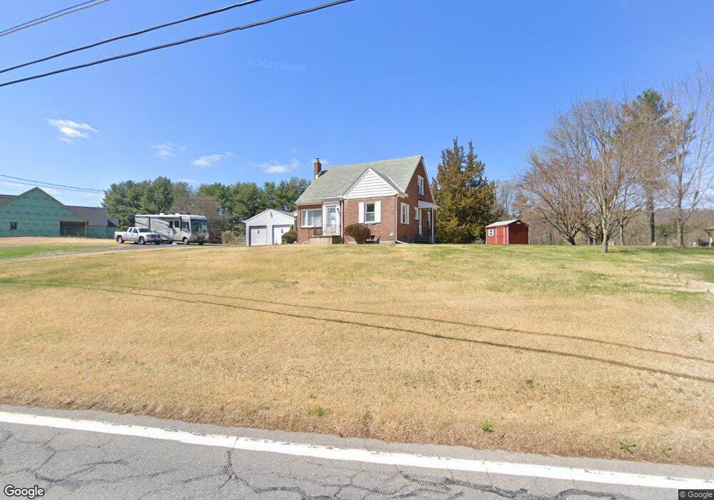 746 Mount Penn Rd, Reading, PA 19607 - photo 1