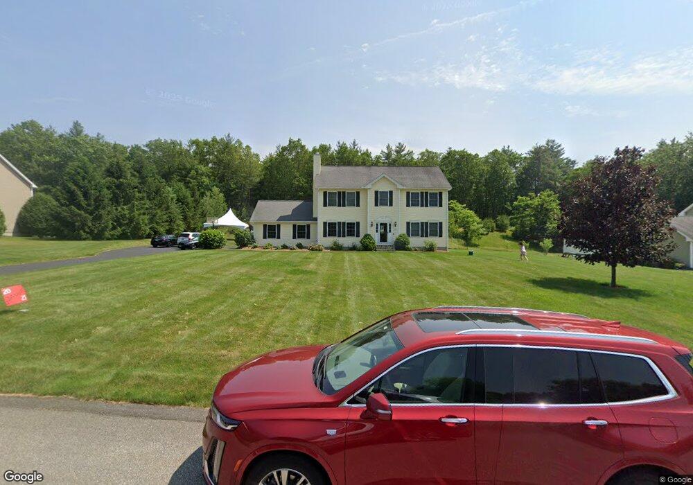 10 Fallon Dr, Litchfield, NH 03052 - photo 1