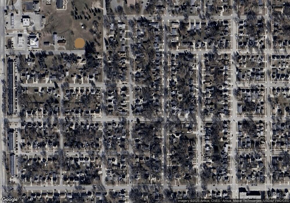 1104 11th St NW, Austin, MN 55912 - photo 1