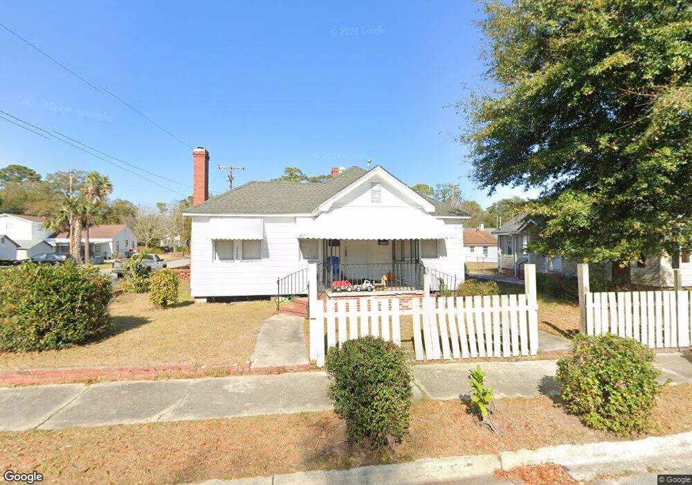 2202 E 39th St, Savannah, GA 31404 - photo 1