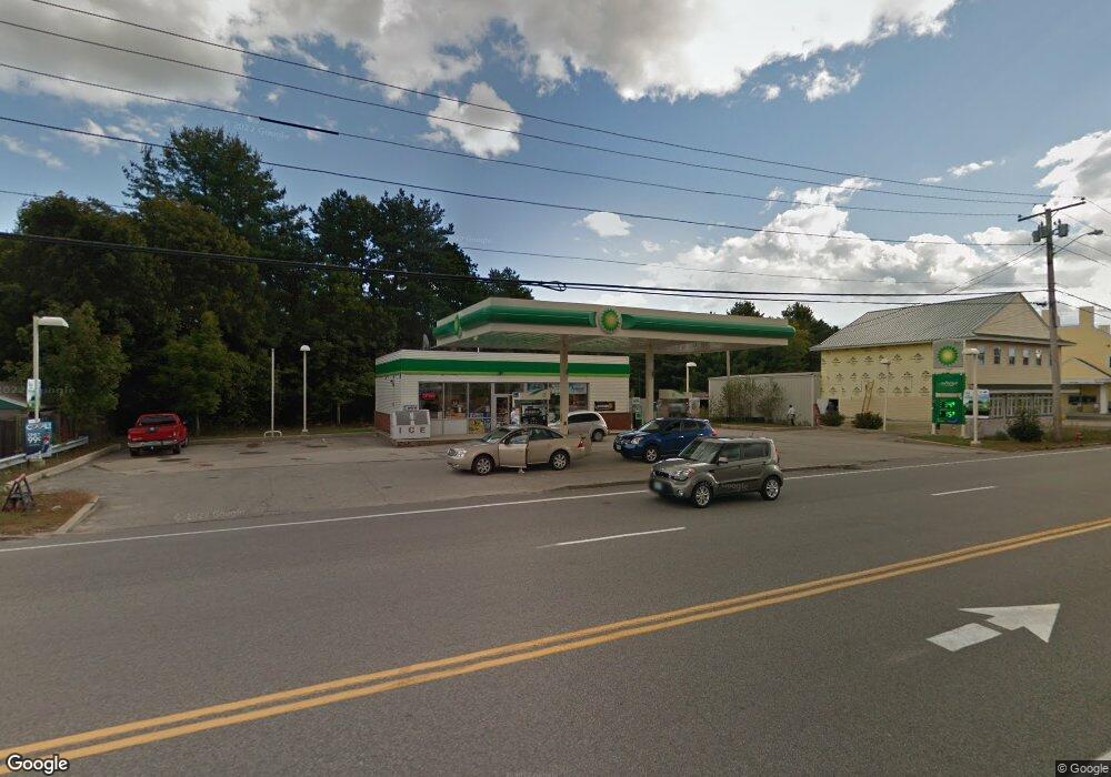 652 Columbus Ave, Rochester, NH 03867 - photo 1