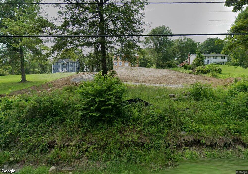 509 Toleman Rd, Rock Tavern, NY 12575 - photo 1