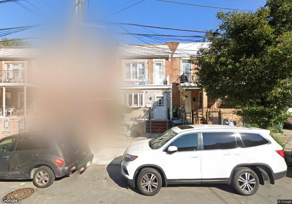 8509 91st Ave, Woodhaven, NY 11421 - photo 1