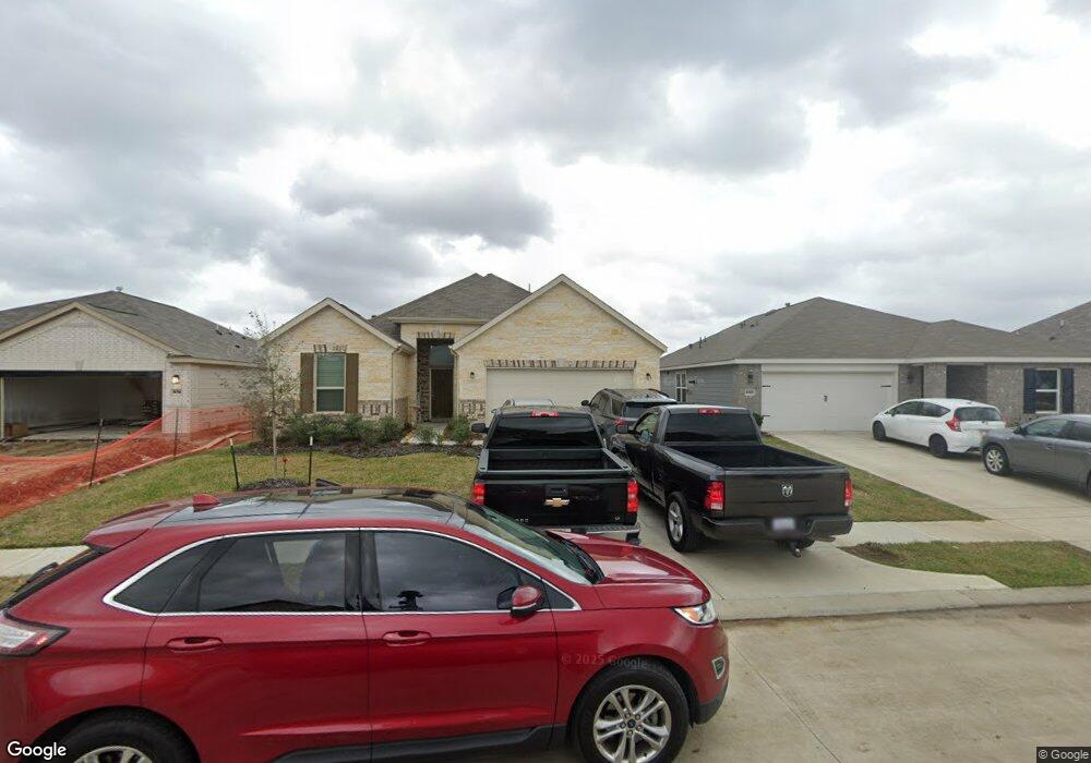 680 Imperial Loop, Alvin, TX 77511 - photo 1
