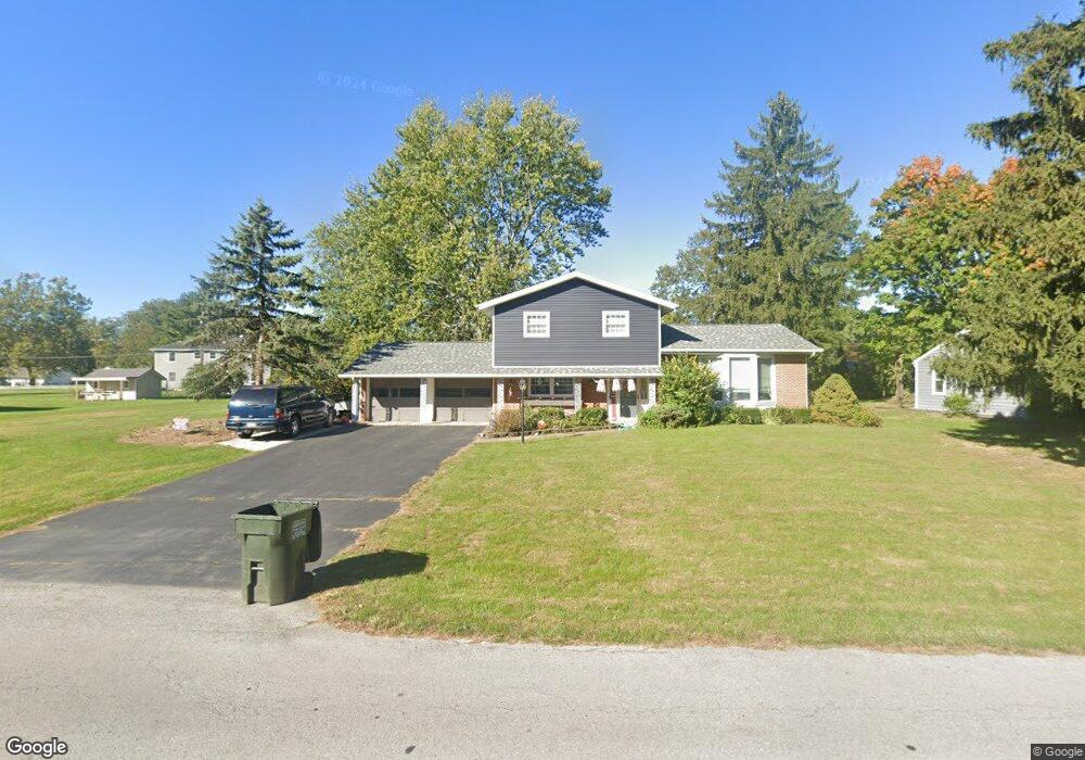 1644 Pro Dr, Lima, OH 45805 - photo 1