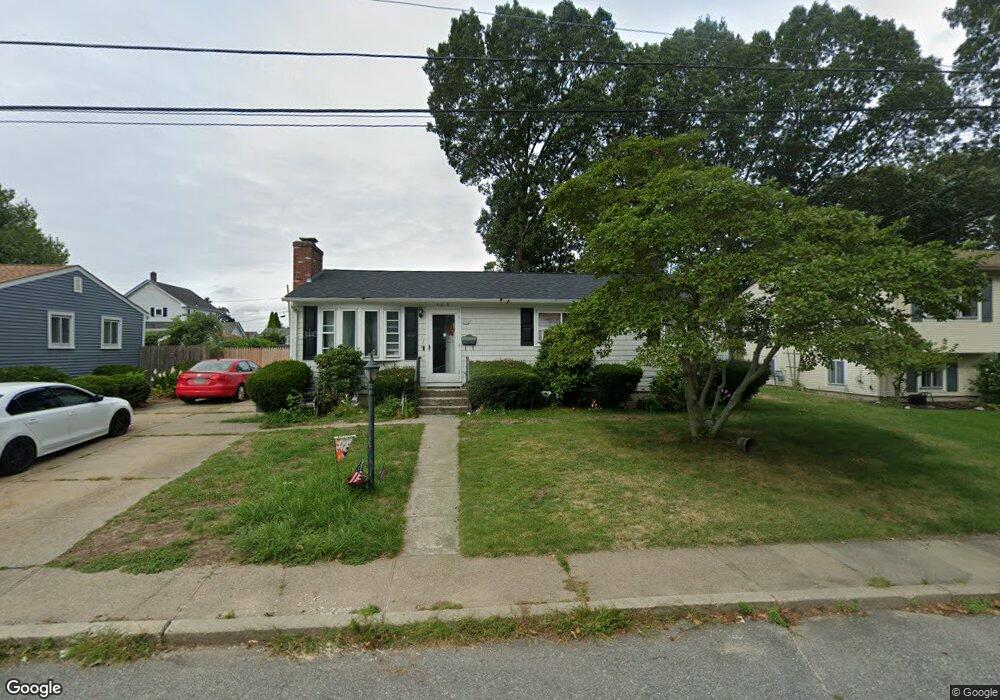 105 Elberta St, Warwick, RI 02889 - photo 1