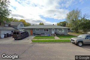 203 S Wallace St, Parkston, SD 57366