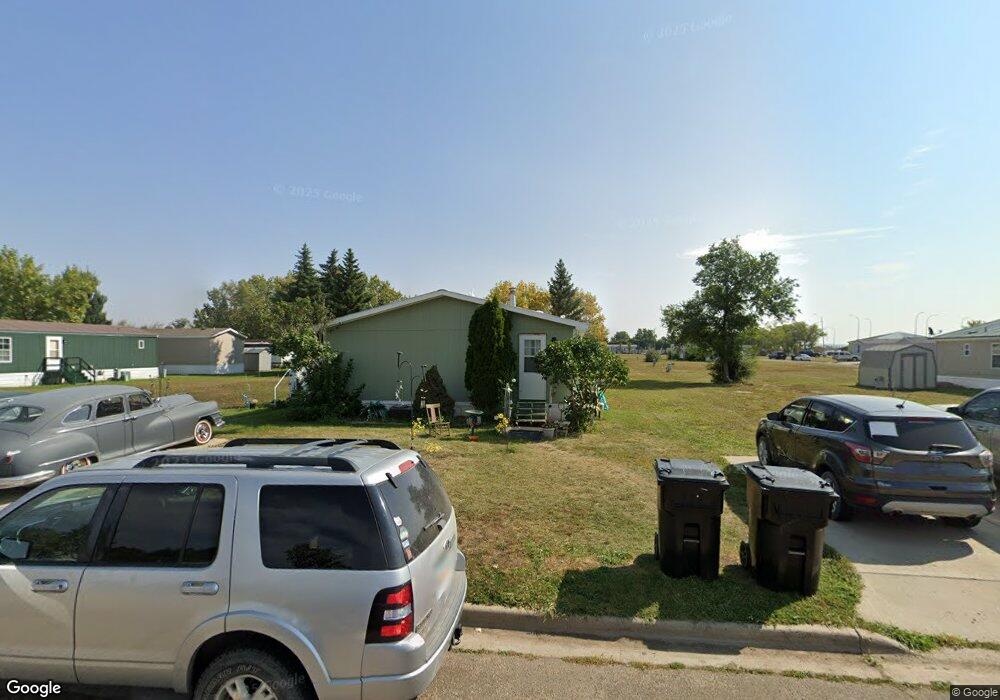 2710 11th Ave W, Williston, ND 58801 - photo 1