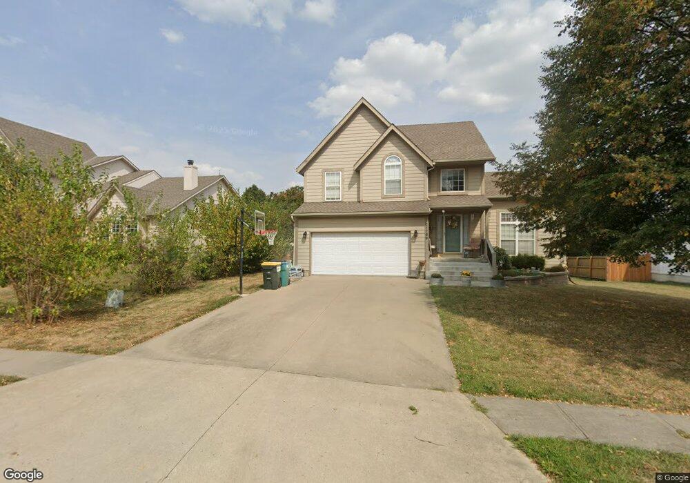 21766 S Race St, Spring Hill, KS 66083 - photo 1