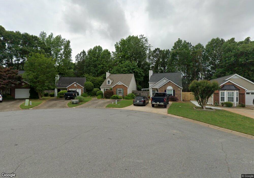 1341 Yorkshire Ln, Woodstock, GA 30188 - photo 1