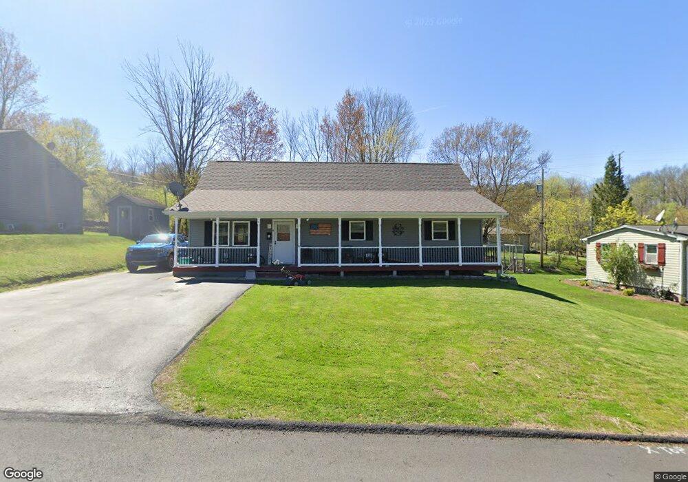 14 Maplewood Dr, Honesdale, PA 18431 - photo 1