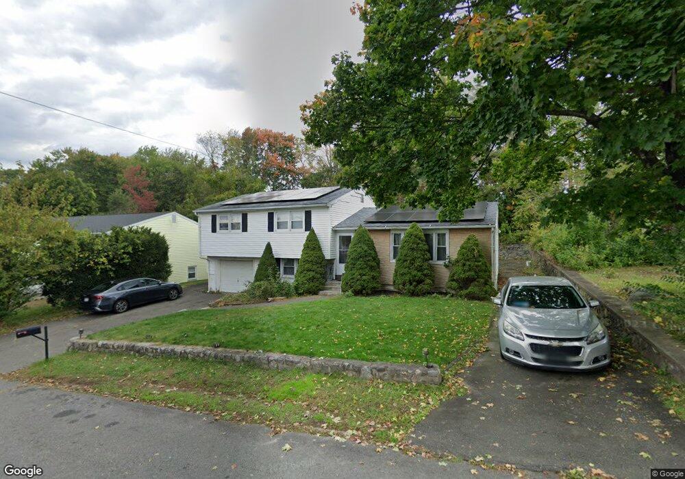 12 Hickory Hill Dr, Waterbury, CT 06708 - photo 1