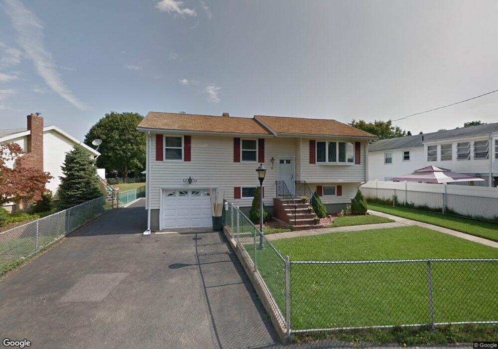 19 Gables Cir, Salem, MA 01970 - photo 1