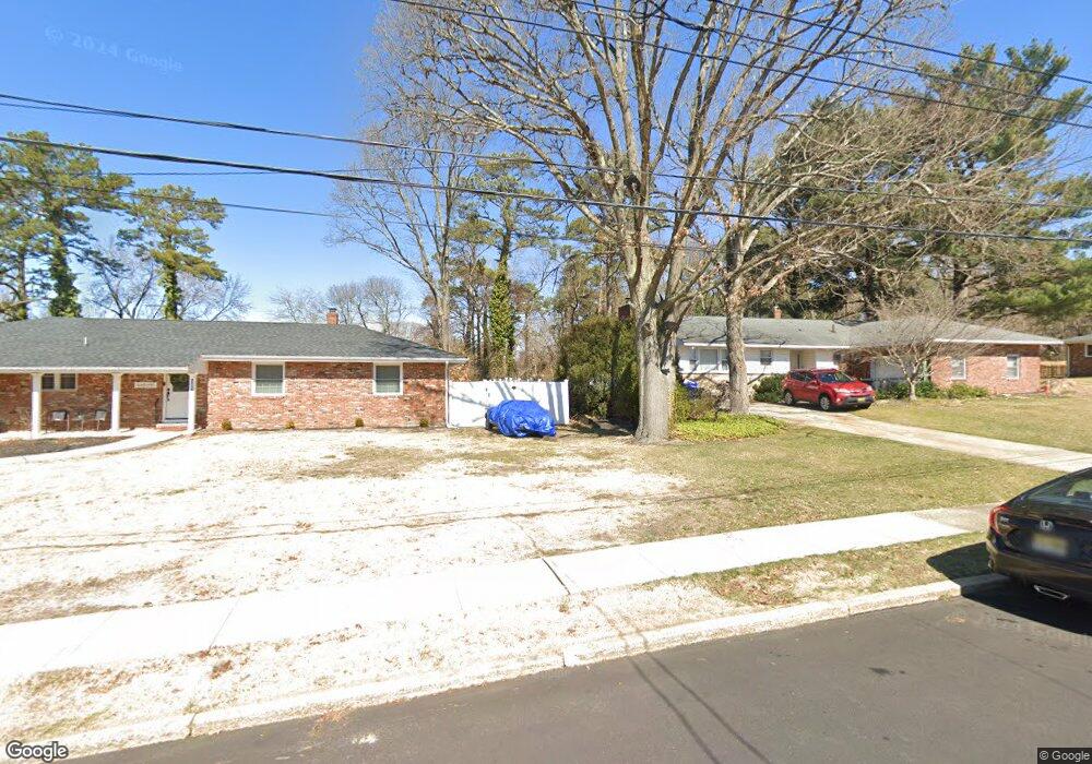 808 Regency Ct, Toms River, NJ 08753 - photo 1