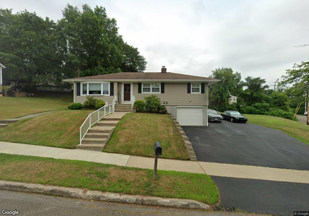 30 Weber St, East Haven, CT 06512 - photo 1