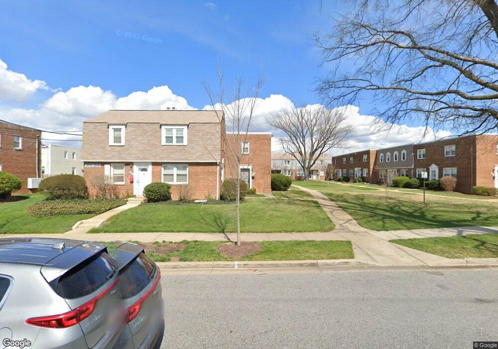 3828 28th Ave unit 137, Temple Hills, MD 20748 - photo 1