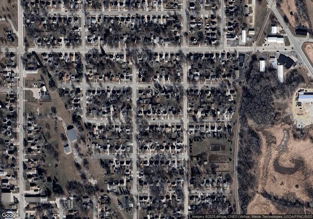 807 10th Ave SE, Austin, MN 55912 - photo 1