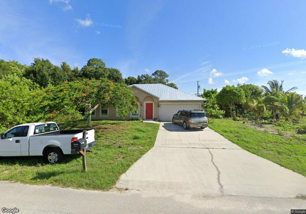 981 SW Gaitor Ave, Port Saint Lucie, FL 34953 - photo 1