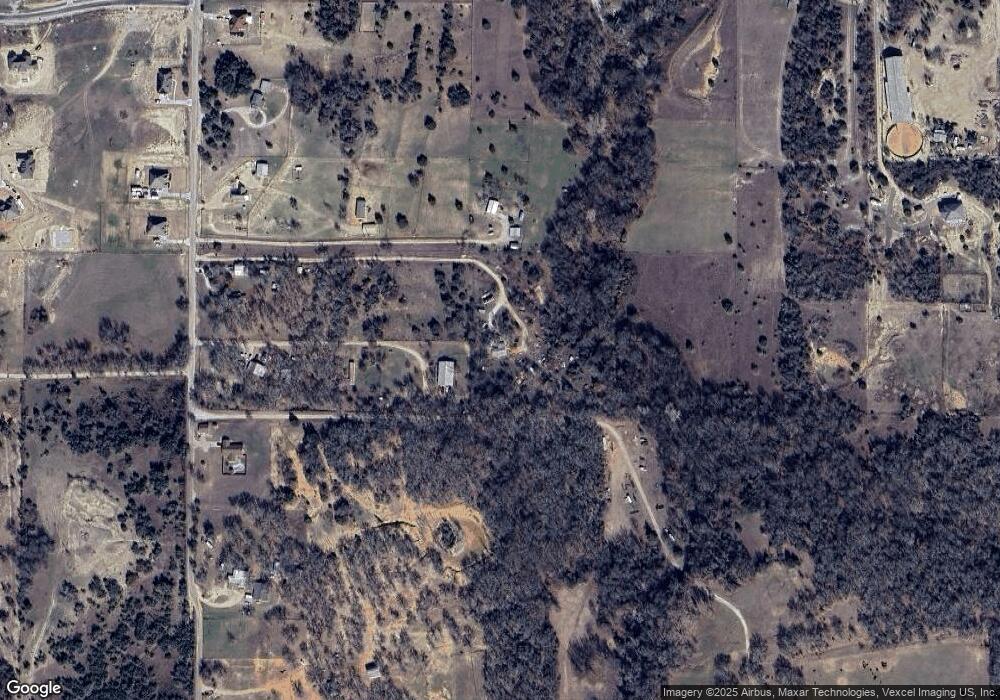 703 Sanger Dr, Springtown, TX 76082 - photo 1