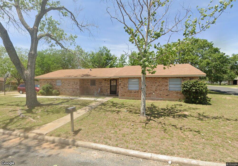 1206 N Crockett St, Fredericksburg, TX 78624 - photo 1
