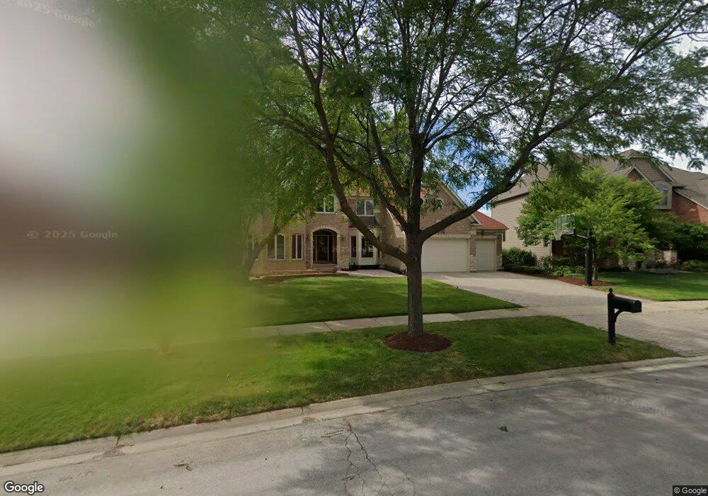 2279 Glouceston Ln, Naperville, IL 60564 - photo 1