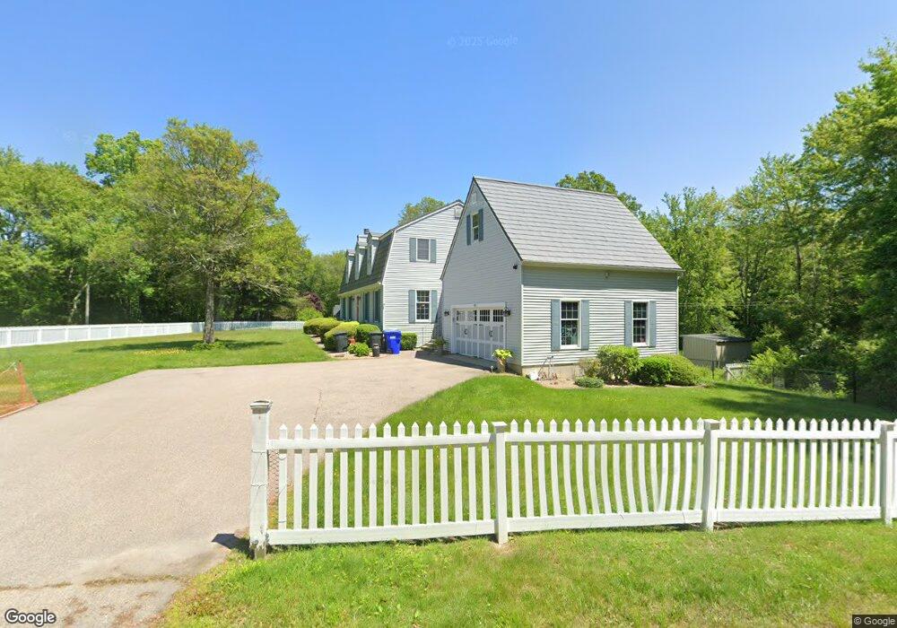 39 Forrestal Dr, Westerly, RI 02891 - photo 1