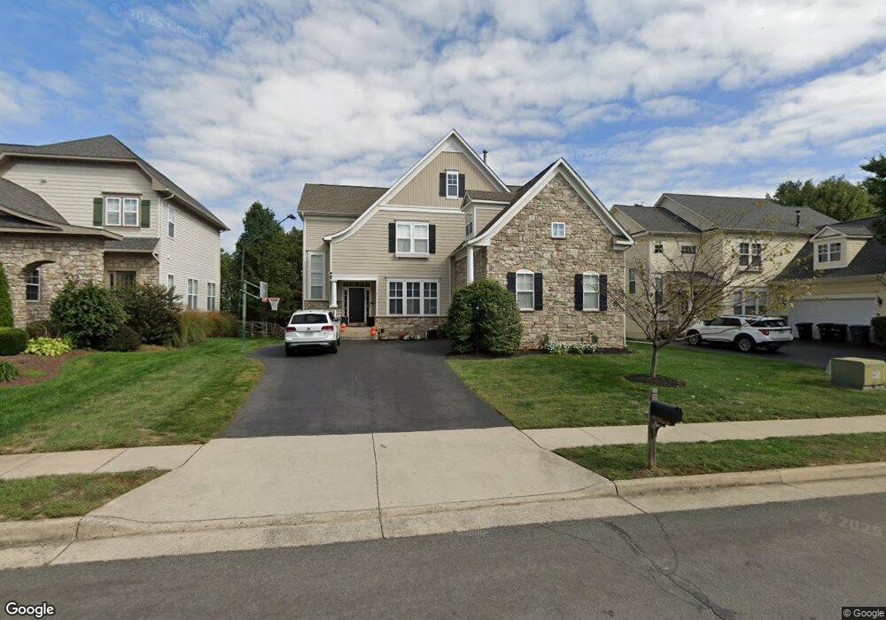 9065 Roaring Spring Loop, Bristow, VA 20136 - photo 1