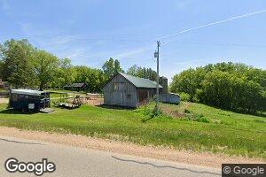 420 E Freeborn St, Cecil, WI 54111